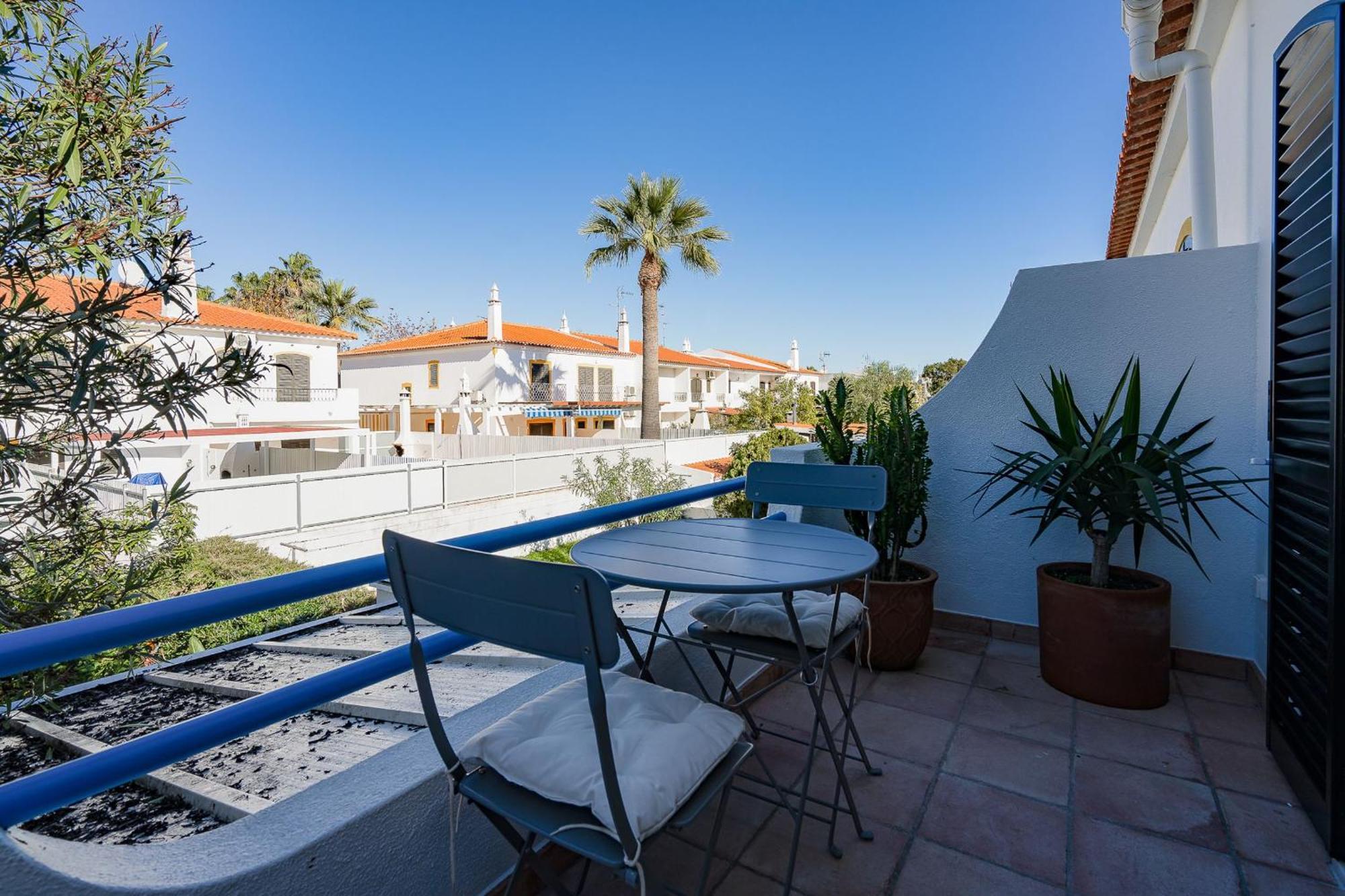 Vila Ramalhete W/ 3 Bdr & Balcony By Lovelystay Altura Exterior foto